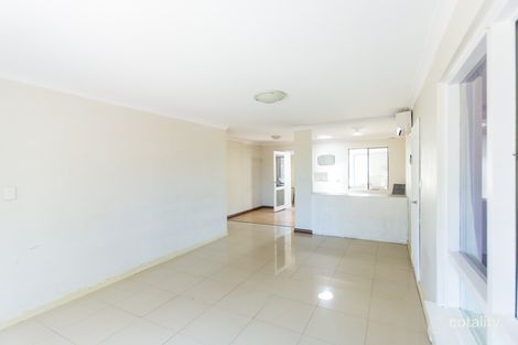 Property photo of 30 Waratah Drive Camillo WA 6111