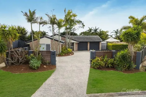 42 Adaminaby Dr, Helensvale, QLD 4212