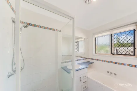 Property photo of 1 Sutherland Crescent Morayfield QLD 4506