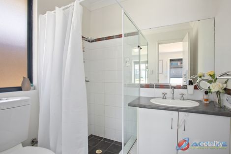 Property photo of 11 Hawthorn Street Wattle Grove WA 6107