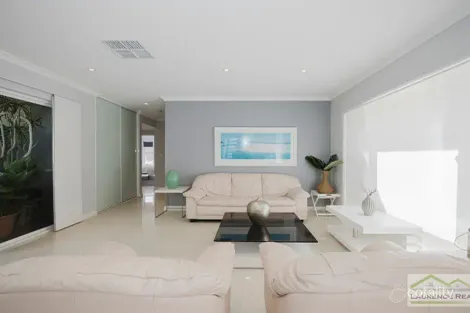 Property photo of 26 Salford Promenade Mindarie WA 6030