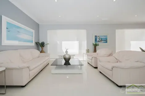Property photo of 26 Salford Promenade Mindarie WA 6030