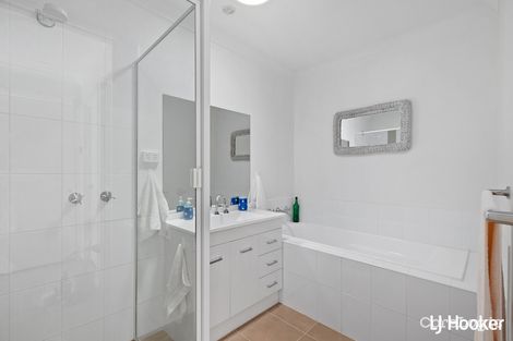 Property photo of 212 Kerrigan Street Dunlop ACT 2615