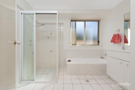 Property photo of 19 Barrani Place Lilli Pilli NSW 2536