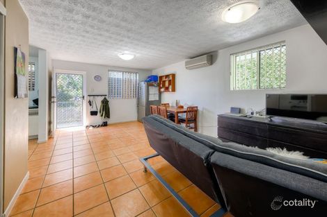 Property photo of 2/43 Stopford Street Wooloowin QLD 4030