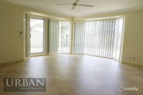 Property photo of 6 Clarendon Court Wattle Grove NSW 2173