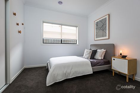 Property photo of 4 Mirida Drive Dolphin Point NSW 2539