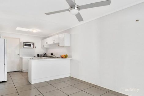 Property photo of 67 Usher Avenue Labrador QLD 4215