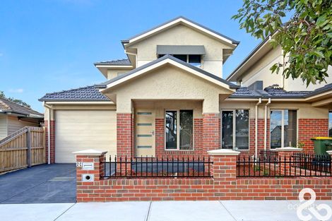 2c Harbury St, Reservoir, VIC 3073