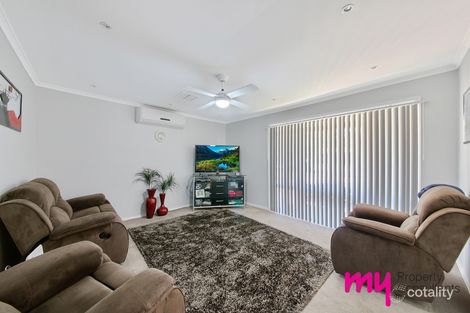 Property photo of 3 Tigg Place Ambarvale NSW 2560