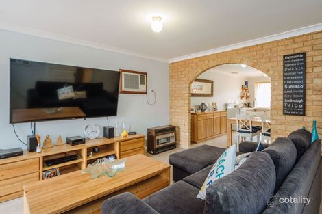 Property photo of 12A Bridgedale Close Beldon WA 6027