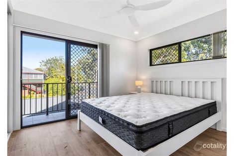 32 Ambool St, Lota, QLD 4179