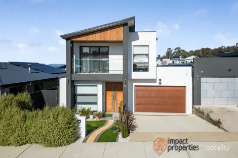 Property photo of 17 Nell Edeson Street Taylor ACT 2913