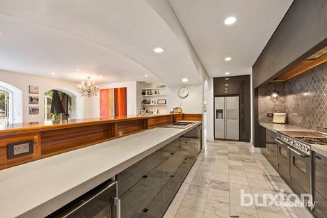 Property photo of 16 St Andrews Court Black Rock VIC 3193