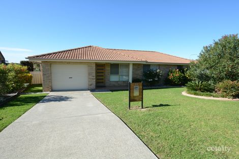 Property photo of 30 Carrabeen Drive Old Bar NSW 2430