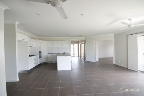 Property photo of 33 Noipo Crescent Redlynch QLD 4870