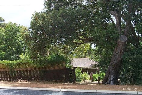 8 Hummerston Rd, Kalamunda, WA 6076