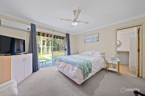 Property photo of 11 Bangalow Close Tumbi Umbi NSW 2261