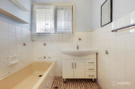 Property photo of 4 Esperance Terrace Valley View SA 5093