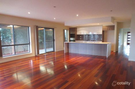 Property photo of 7 Bodram Place South Morang VIC 3752