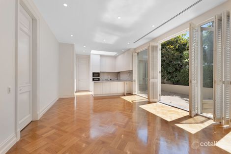 Property photo of 1A Boandyne Court Toorak VIC 3142