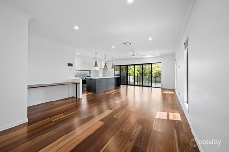 Property photo of 102 Kempsie Road Upper Mount Gravatt QLD 4122