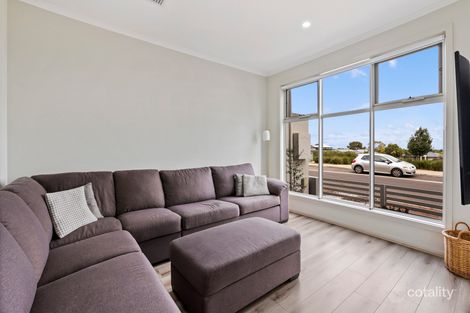 Property photo of 76 Burnlea Parade Blakeview SA 5114