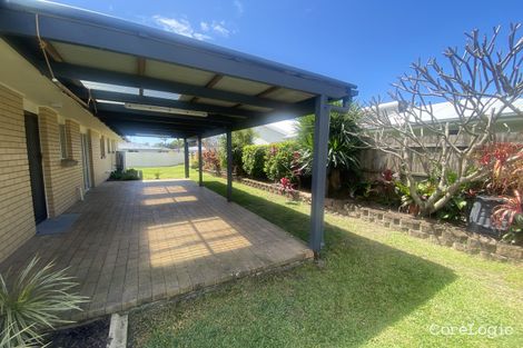 24 Napalle St, Warana, QLD 4575