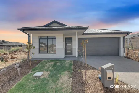 32 Basin St, Fraser Rise, VIC 3336