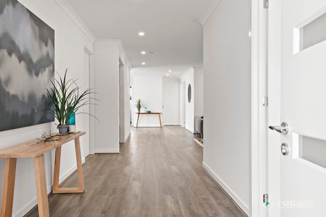 Property photo of 33 William Road Carrum Downs VIC 3201