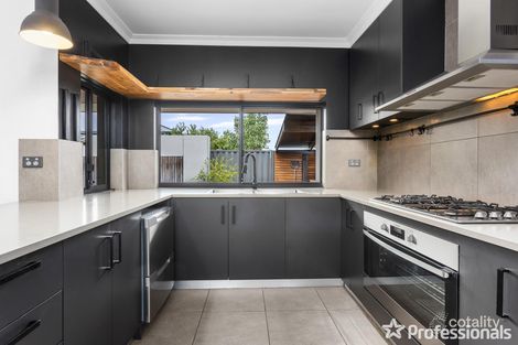 Property photo of 29 Massicot Road Treeby WA 6164