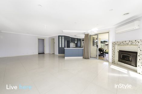 Property photo of 18 Birch Drive Bungendore NSW 2621