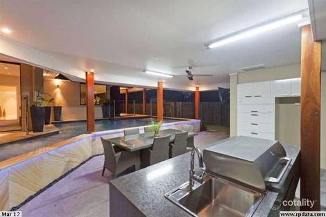 Property photo of 13 Feathertail Place Gumdale QLD 4154