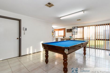 Property photo of 90 Shetland Street Endeavour Hills VIC 3802