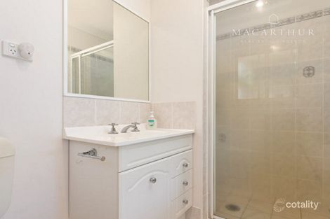 Property photo of 2 Woomera Place Glenfield Park NSW 2650
