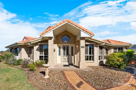 Property photo of 32 Pindari Crescent Wishart QLD 4122