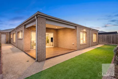 Property photo of 13 Cassowary Street Aintree VIC 3336