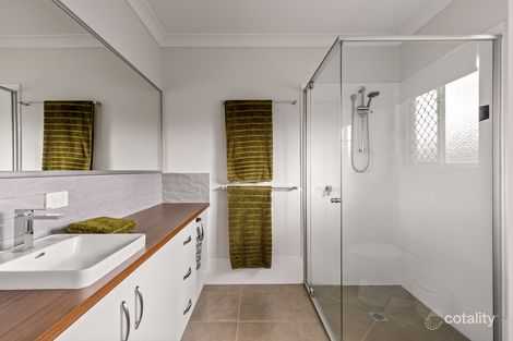Property photo of 5 Amelia Court Highfields QLD 4352