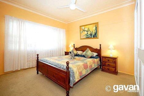 Property photo of 35 Orana Crescent Peakhurst Heights NSW 2210