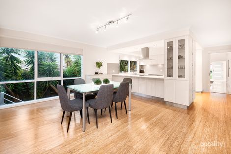 Property photo of 12 Page Court Mulgrave VIC 3170