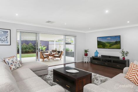10 Samuel Cl, Thirroul, NSW 2515