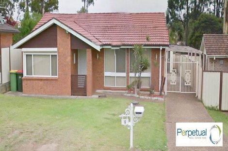 8 Natchez Cres, Greenfield Park, NSW 2176