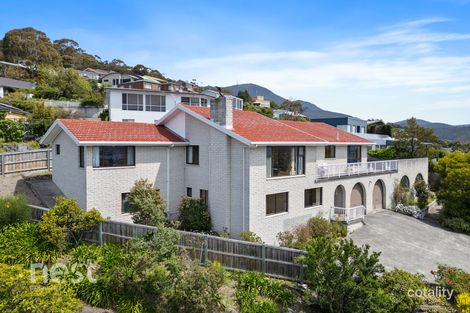 Property photo of 21 Zomay Avenue Dynnyrne TAS 7005