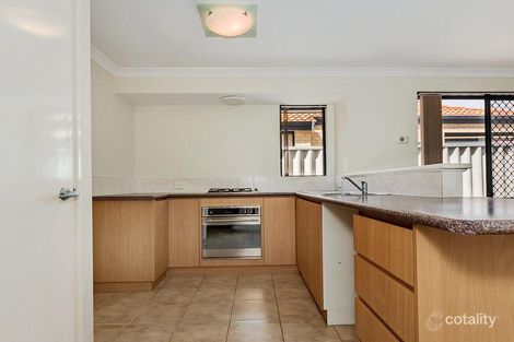 Property photo of 3/40 Dale Road Armadale WA 6112