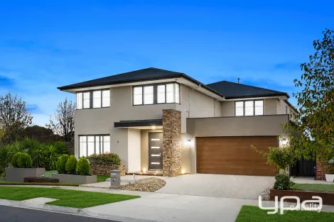 Property photo of 10 Regulus Way Point Cook VIC 3030