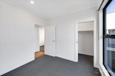 Property photo of 1 Timbarra Parkway Wollert VIC 3750