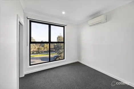 Property photo of 1 Timbarra Parkway Wollert VIC 3750