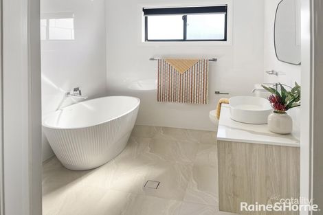 Property photo of 20 Crowe Road Young NSW 2594