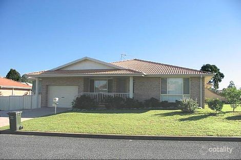 Property photo of 18 Balmaringa Place Taree NSW 2430