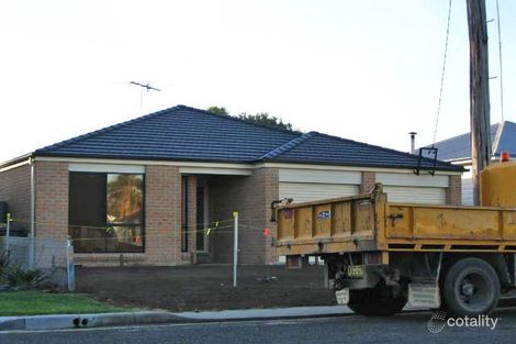 15 Piriwal St, Pelican, NSW 2281